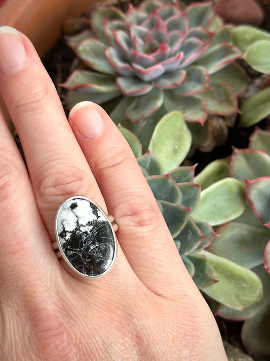 White Buffalo Ring size 7.25