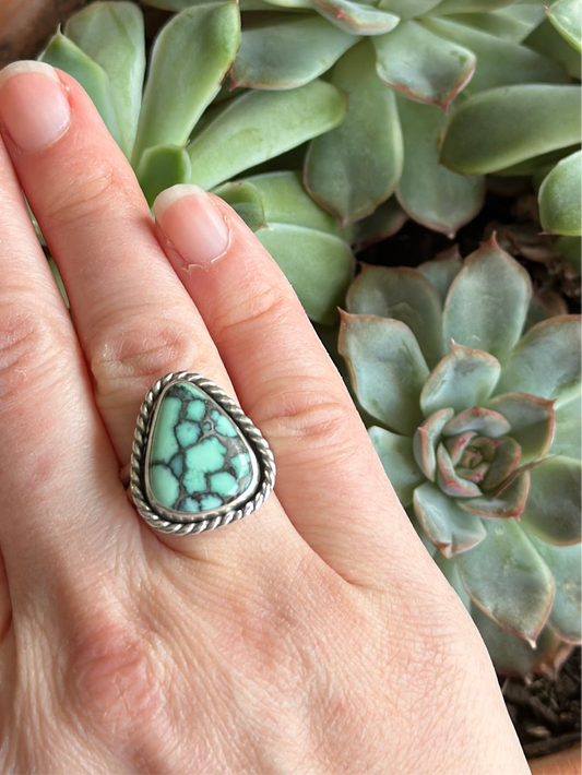 Calypso Variscite Twist Ring in size 7.75