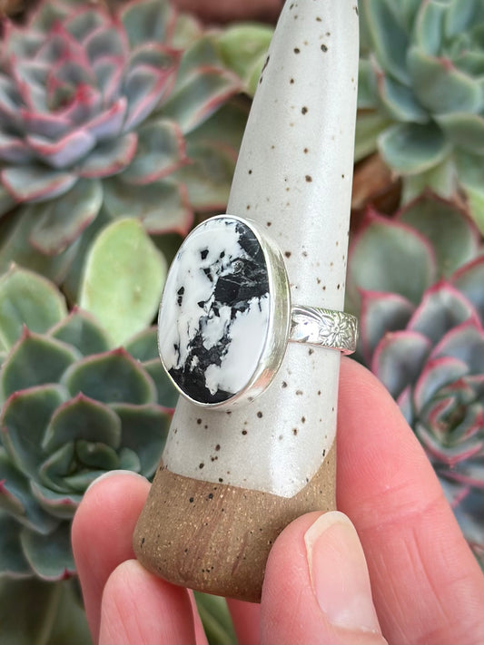 White Buffalo Ring Spiral Floral Border size 9.75