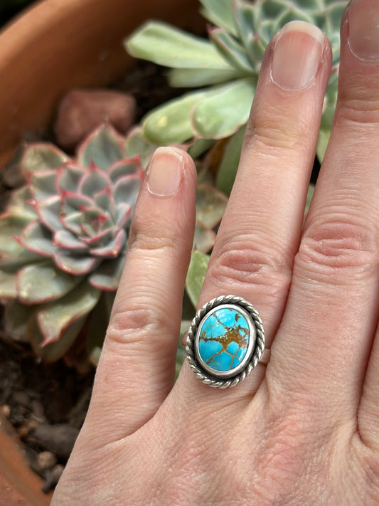 Sierra Bella Turquoise Twist Ring in size 6.5