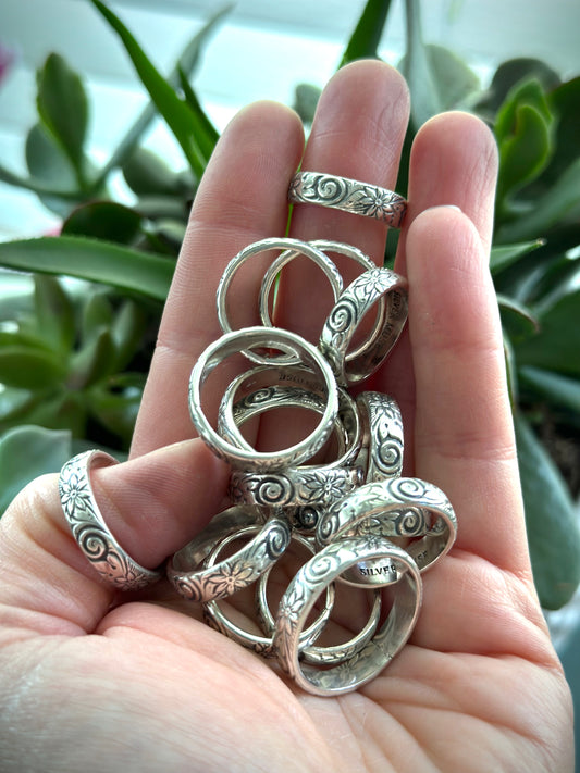 Sterling Swirl Band