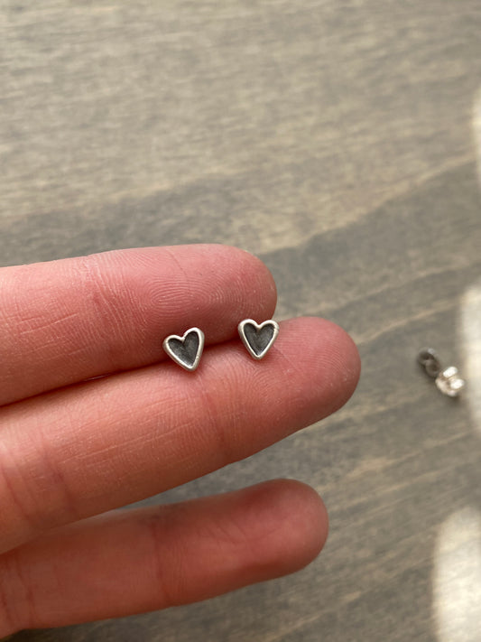Stud Earrings Little Hearts