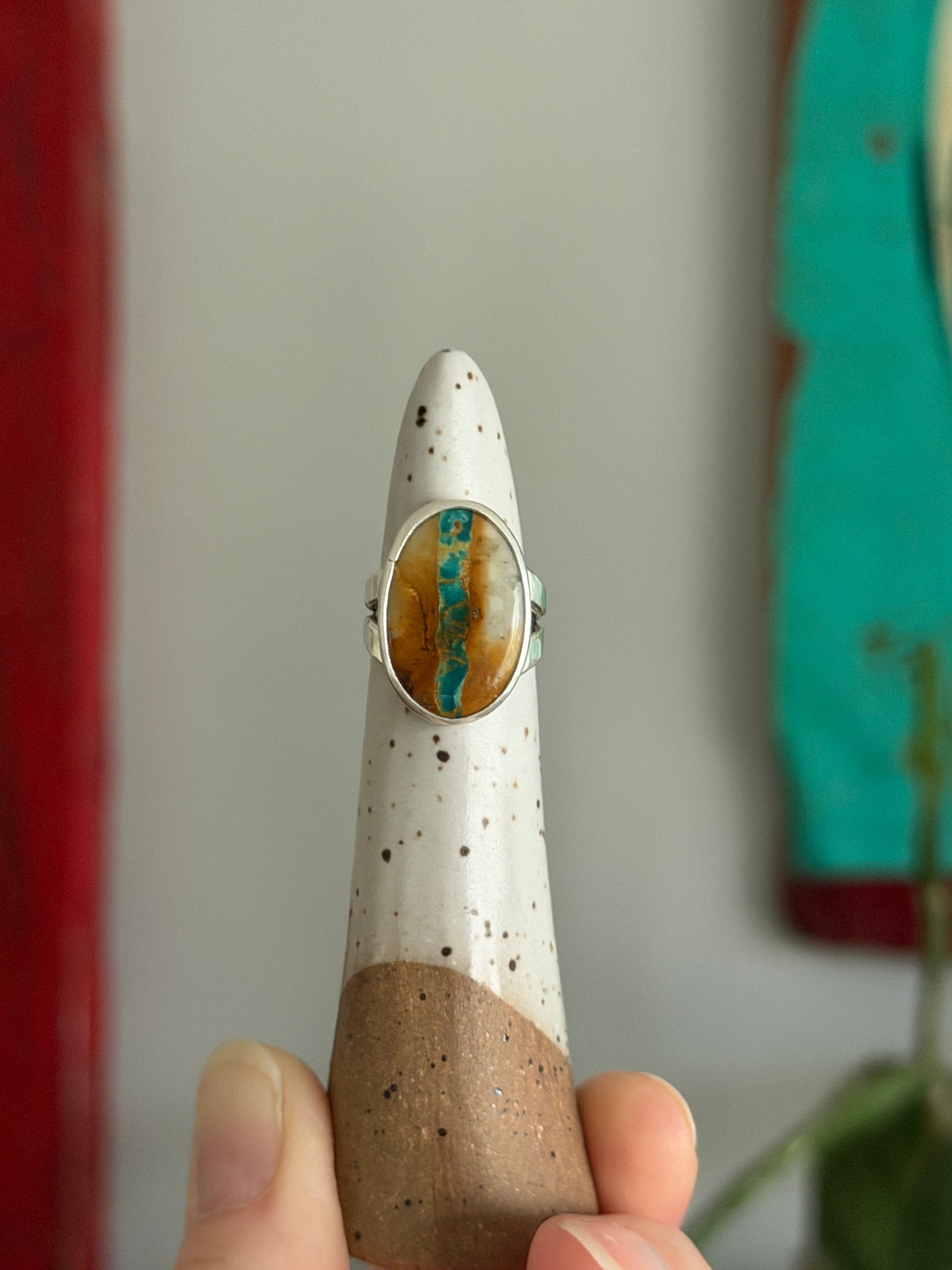 Royston Ribbon Turquoise Ring in size 4.5 STAMPED BAND