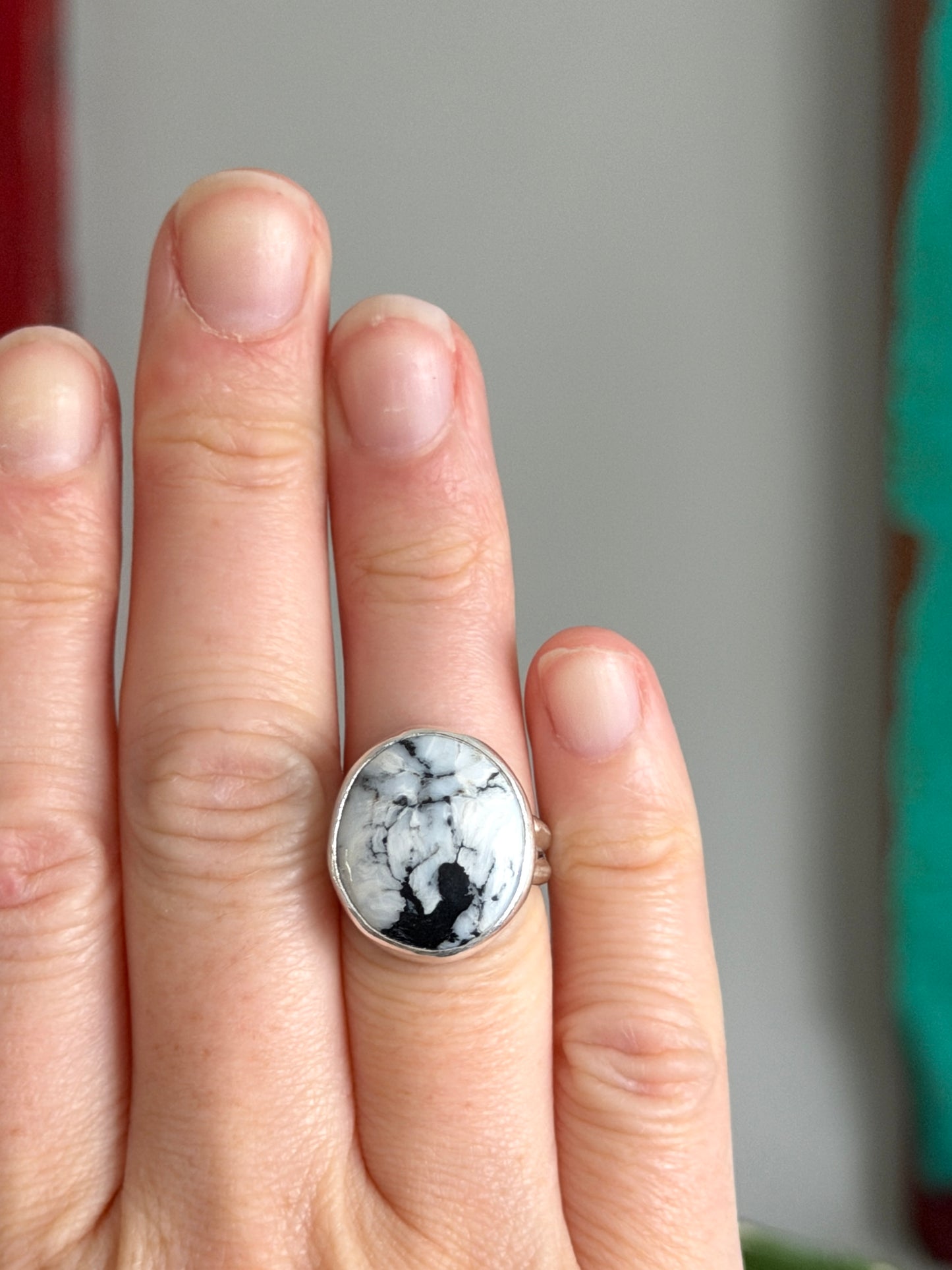 White Buffalo Ring size 6.75