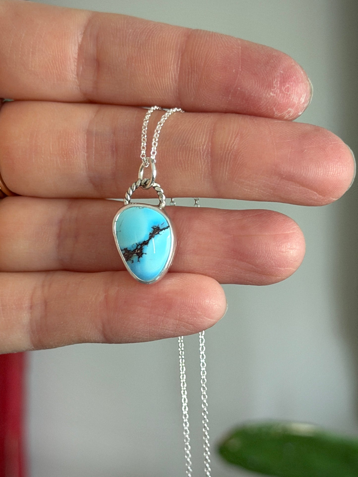 Golden Hills Turquoise Necklace Scalene
