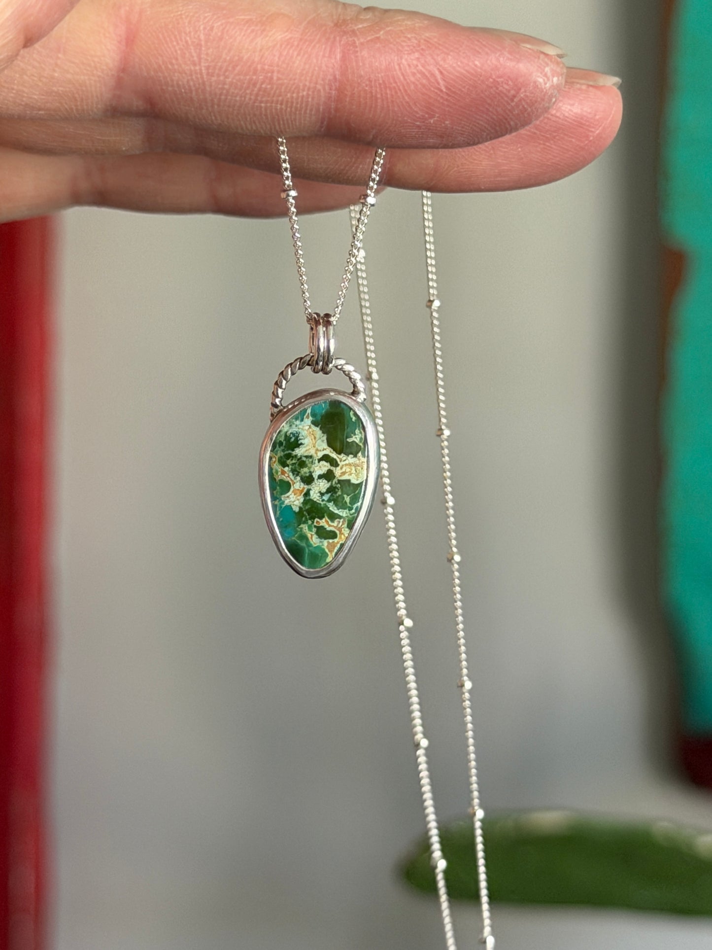 Royston Royal Blue Turquoise Twist Necklace in Green