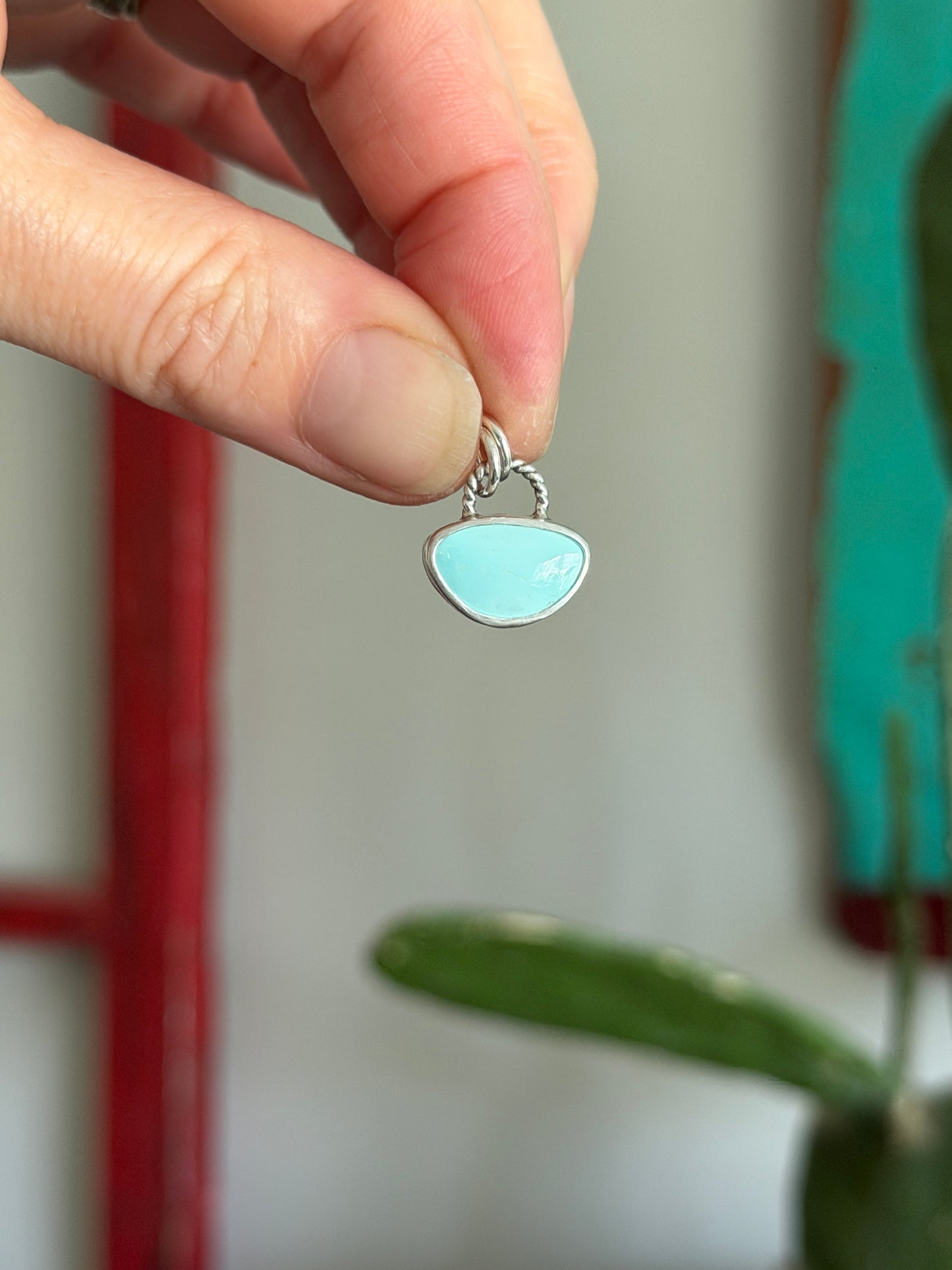 Royston Turquoise Little Necklace Pale Blue Horizontal Twist