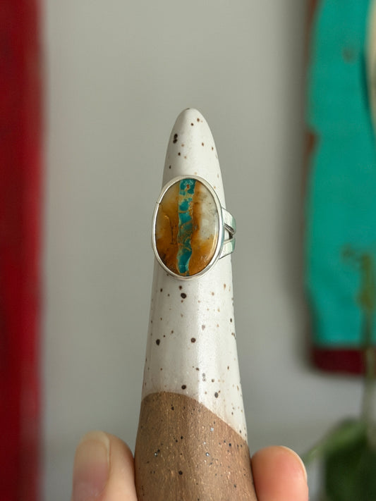Royston Ribbon Turquoise Ring in size 4.5 STAMPED BAND