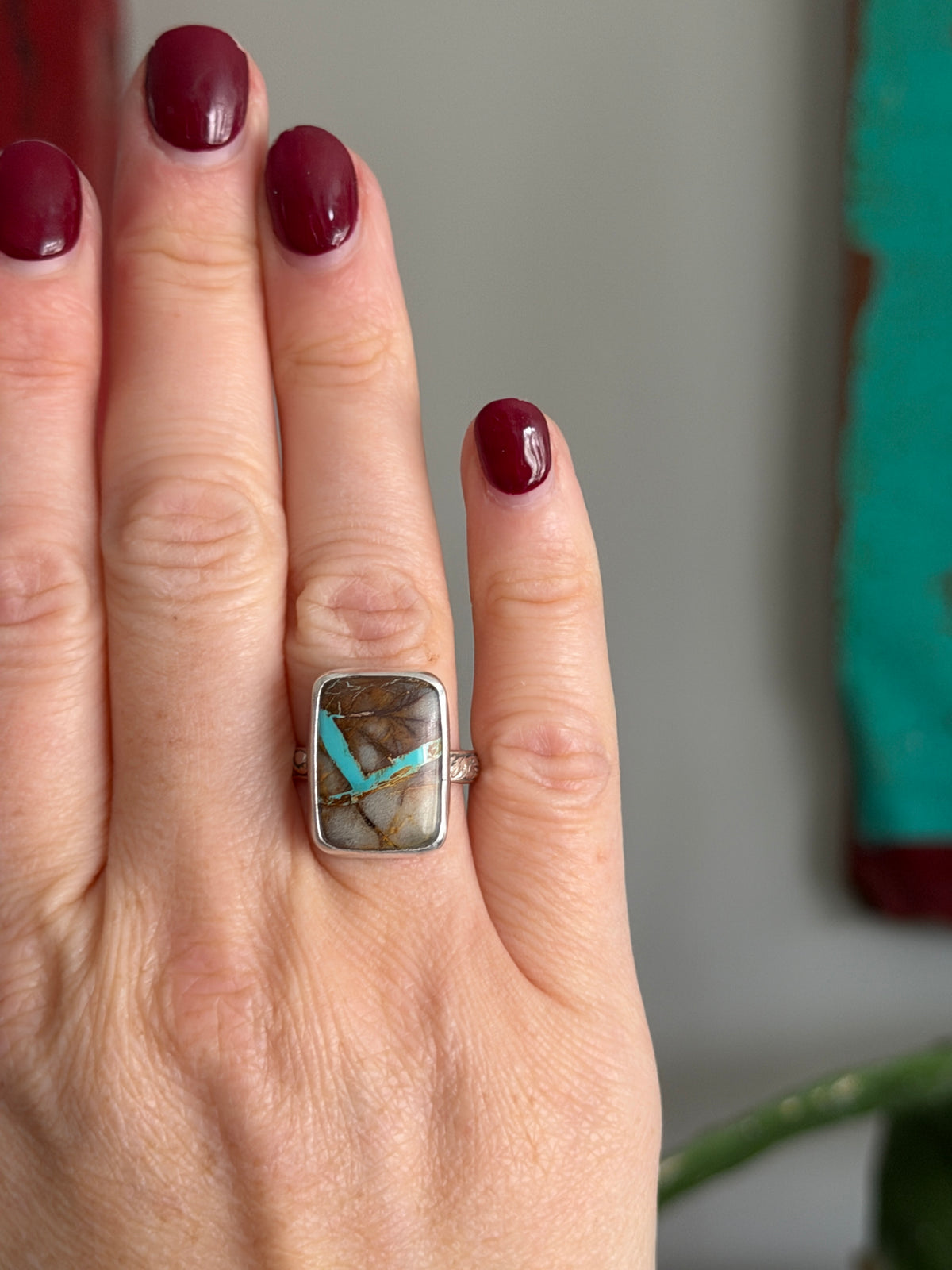 Royston Ribbon Turquoise Ring Fleur Band size 8.25