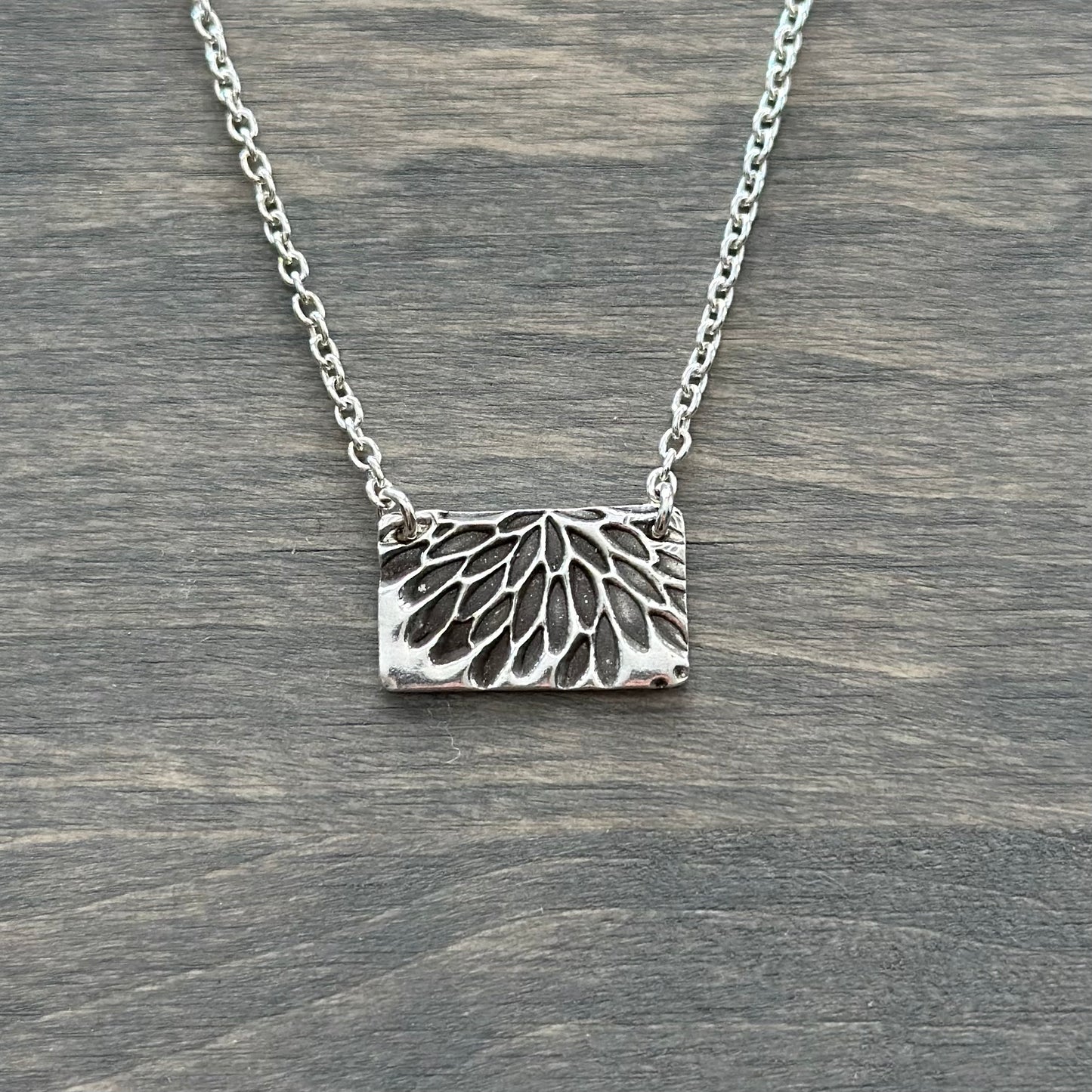 Speckled Bar Necklace in Fine Silver Horizontal v1